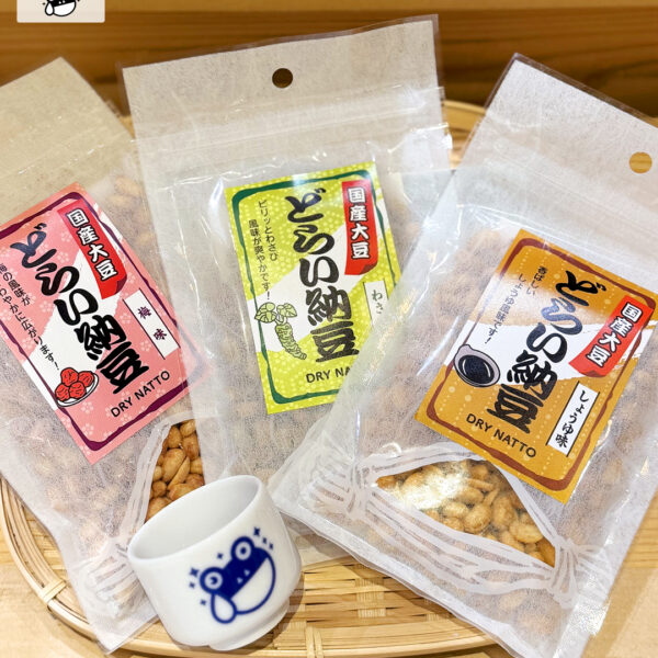 【ヤッテルラクイチ】32・どらい納豆しょうゆ味、梅味、わさび味。おやつ、おつまみに！-をかし楽市エキュート日暮里-