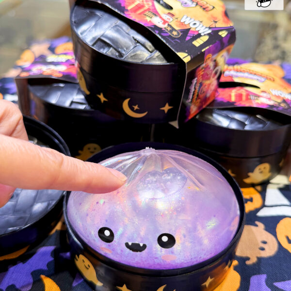 【ヤッテルラクイチ】42・ハロウィングッズ、スクイーズで賑やかです！-をかし楽市エキュート日暮里店-